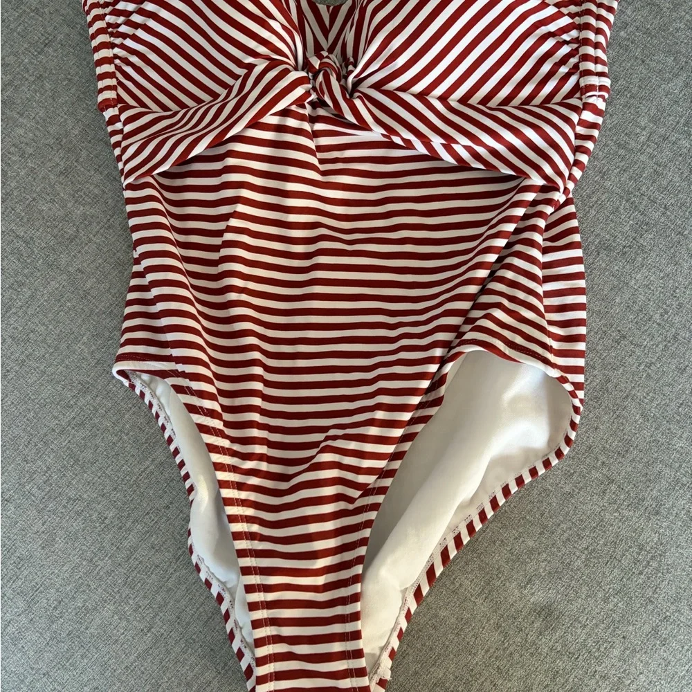 Kona Sol stylish one